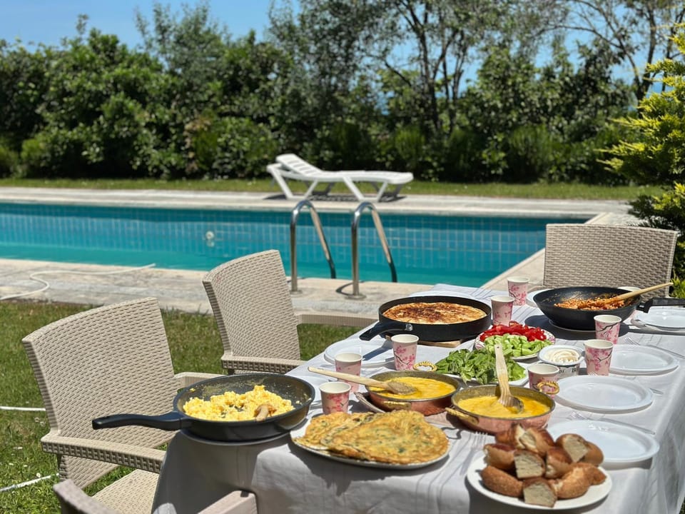 Day, Garden, Food and drinks, Food, Garden view, Pool view, Breakfast