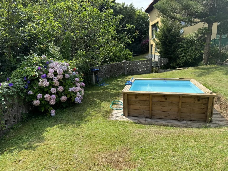 Pool view, Swimming pool