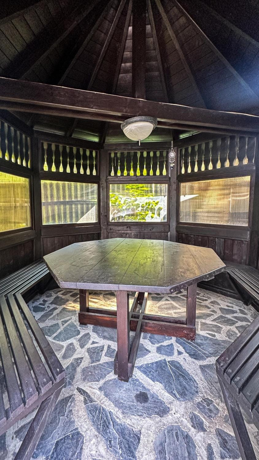 Balcony/Terrace, Dining area