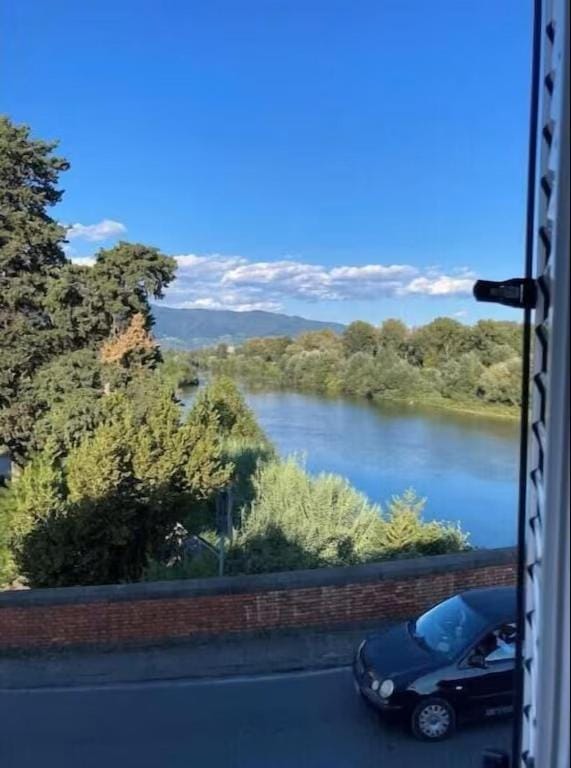 Lucca River House with four bikes included House in Capannori