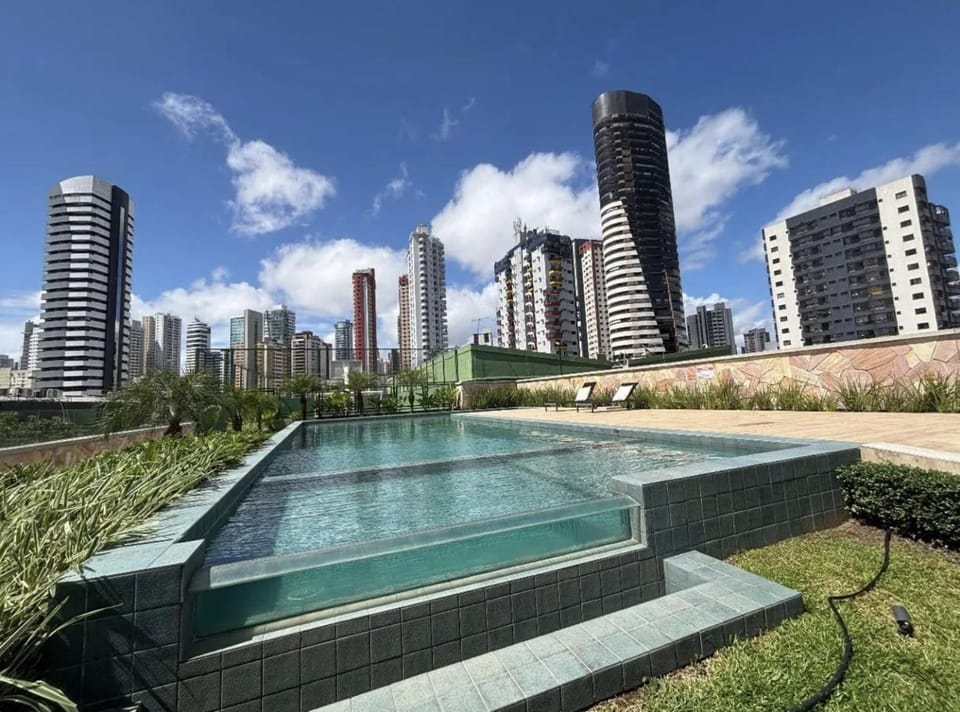 Property building, Day, Pool view, Swimming pool, Swimming pool