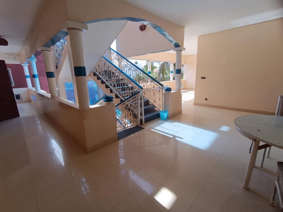 Blue House Hotel in Saly