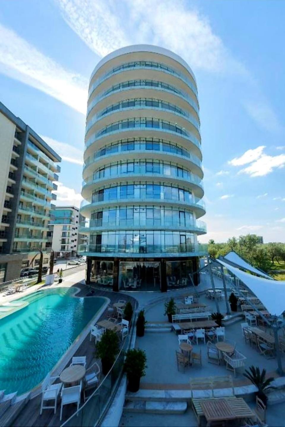 Property building, Swimming pool