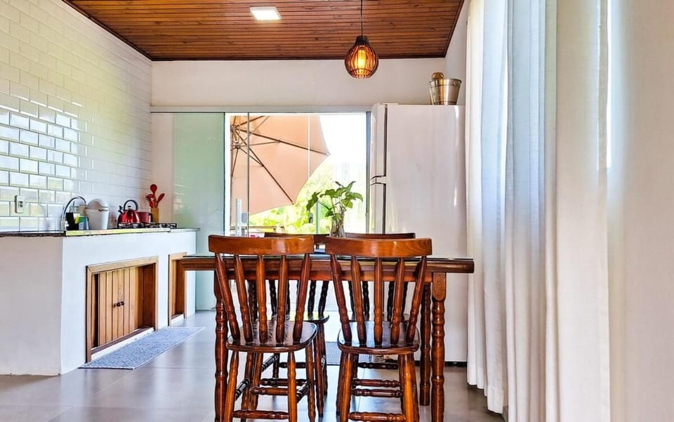 Casa de Campo Deucher House in State of Santa Catarina