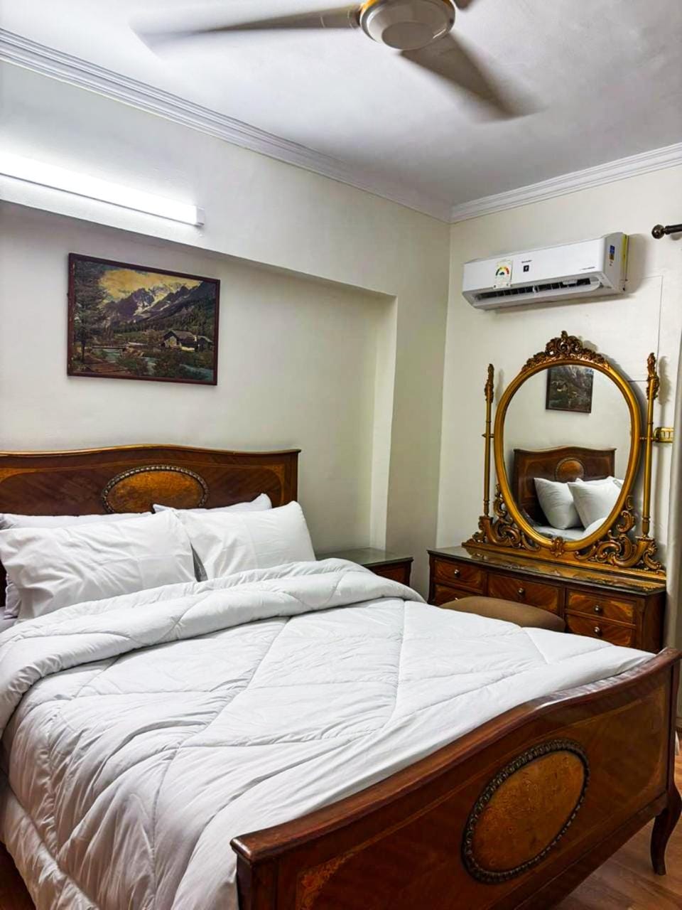 Bed, Bedroom, air conditioner