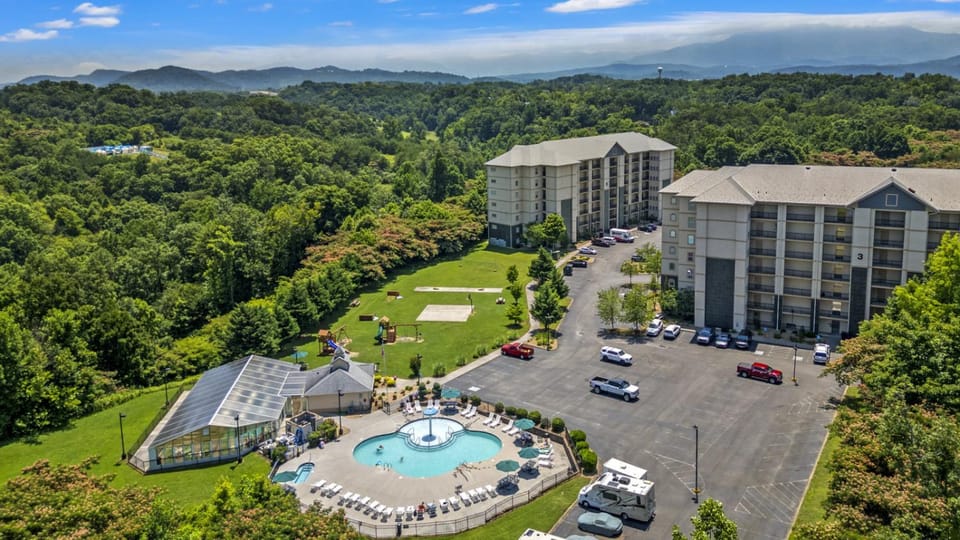Smoky View Haven- Mtn Views, Indoor Pool, Hot tub, Playground, Walking Trail House in Pigeon Forge