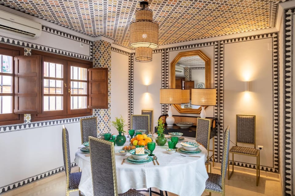 Ohliving Cathedral View Apartment in Seville