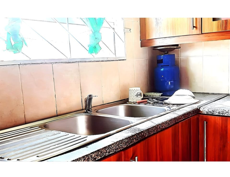 Peace Accommodation B&B Bed and Breakfast in Cape Town