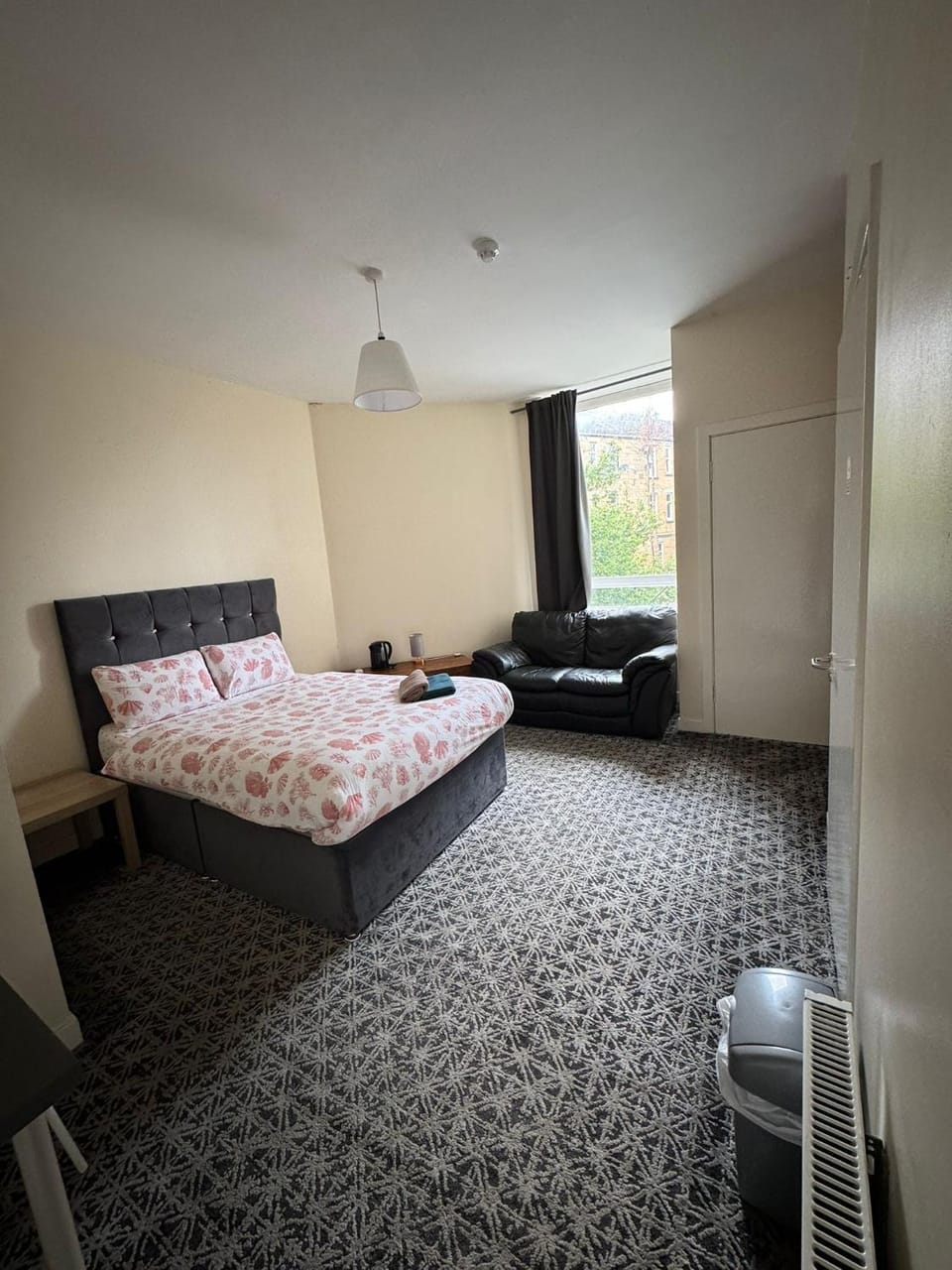 Whitefield Guesthouse Bed and Breakfast in Glasgow