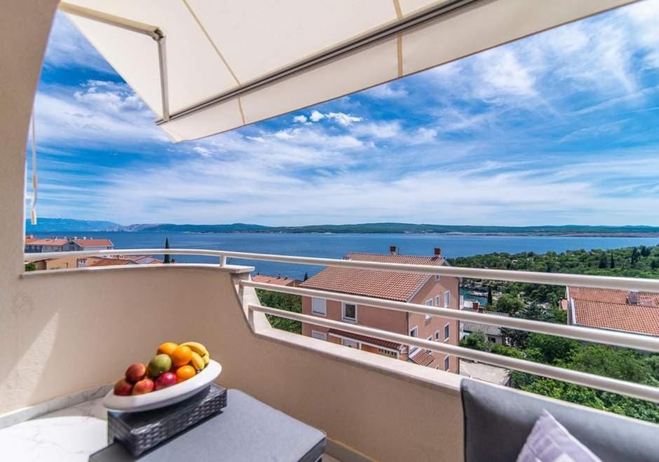 View (from property/room), Balcony/Terrace, Sea view