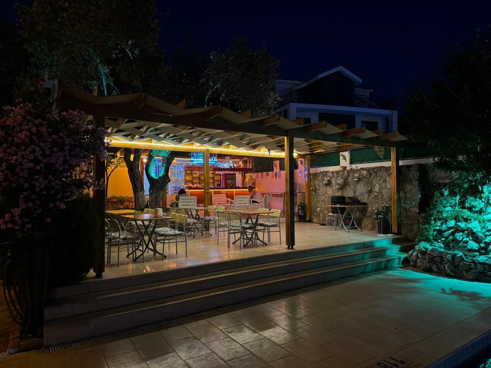 Lounge or bar