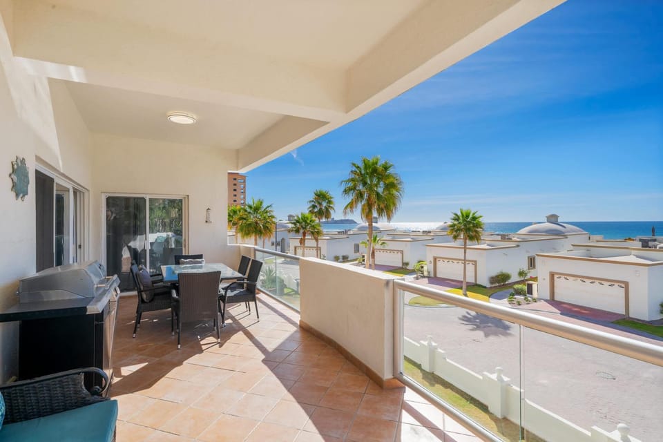 Las Palmas 2BR 2BA Suite 2nd FL Ocean View- G205 House in Rocky Point