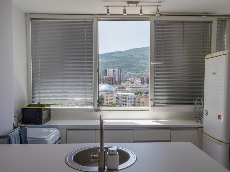 Kitchen or kitchenette, Mountain view