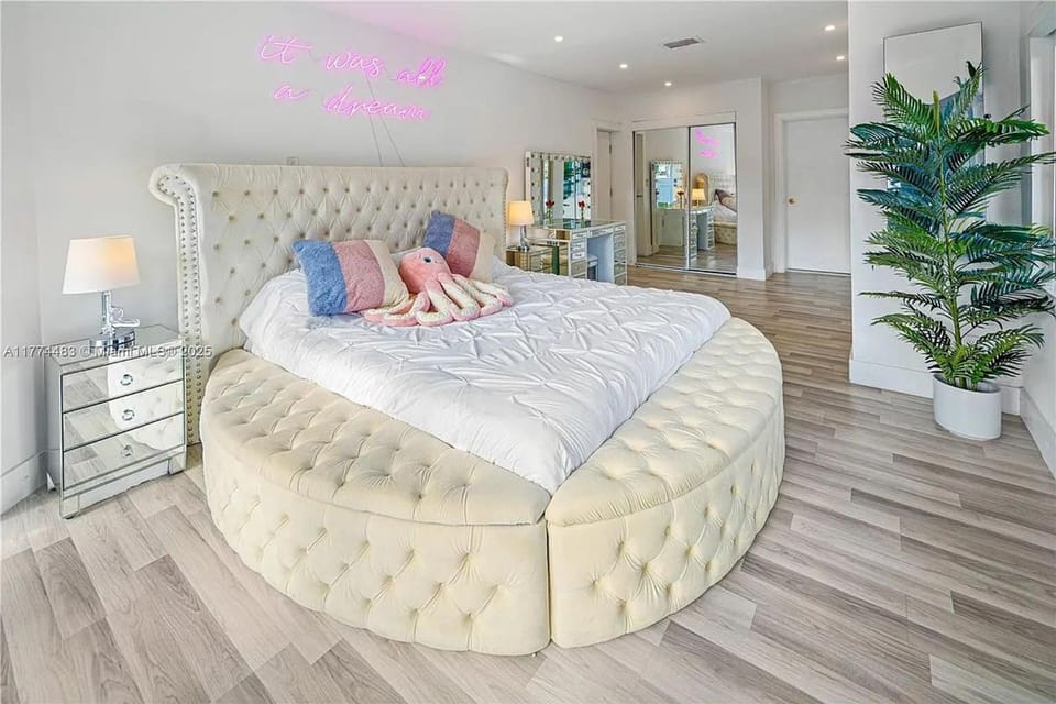 Bayside Bliss on Marseille House in Normandy Shores