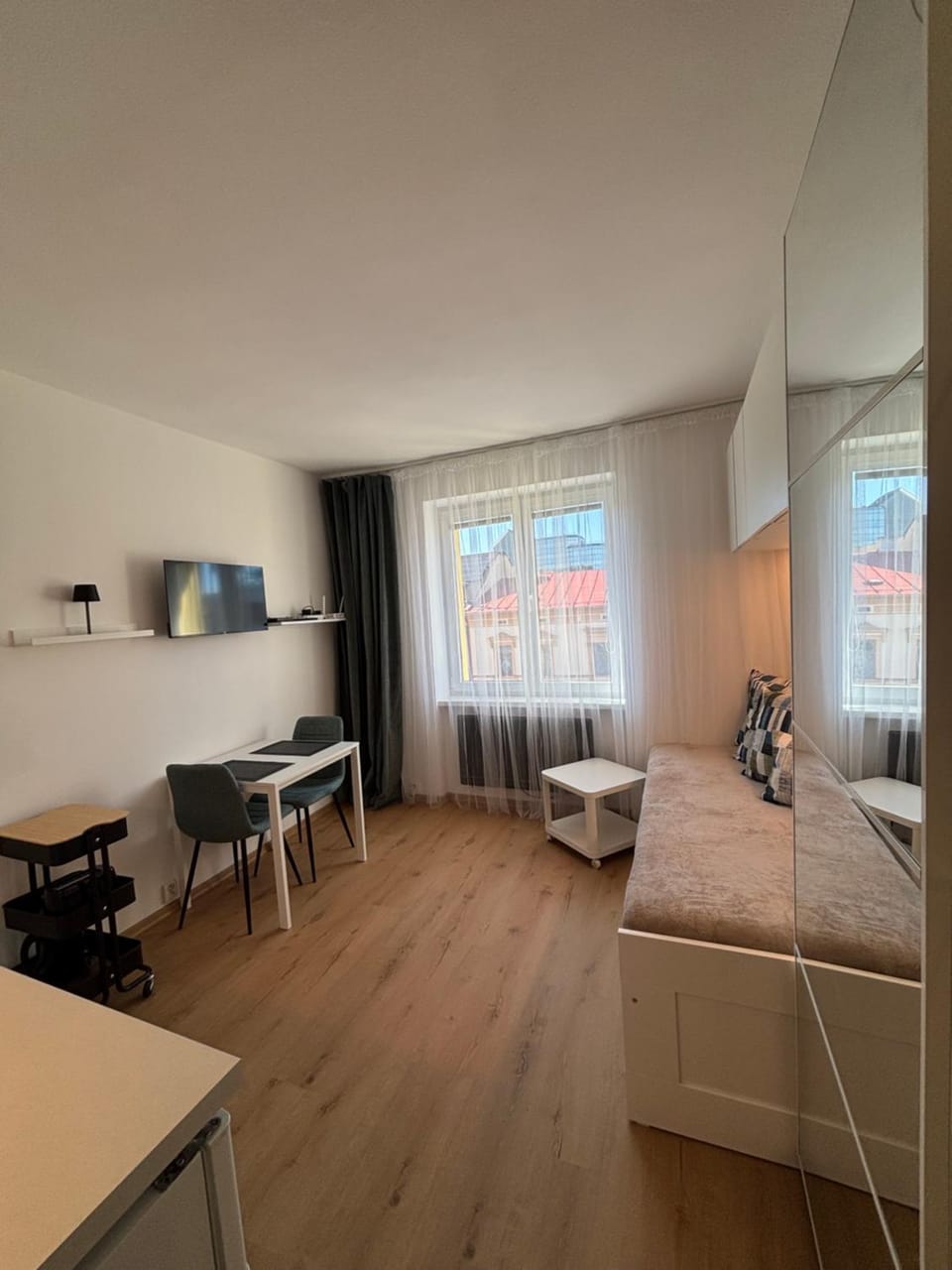 TV and multimedia, Living room, Dining area, Bedroom