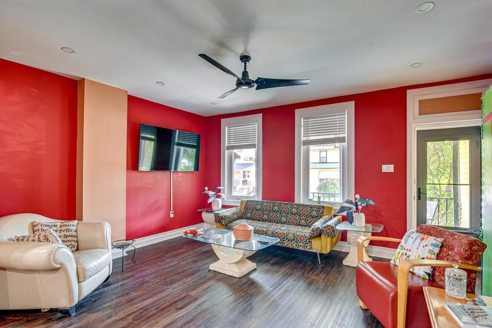 Walkable Neighborhood: Updated Morton Home! House in New Jersey