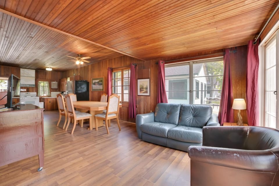 Lake Huron Beachfront Cabin w/ Free Boat Rentals Cabin in Michigan