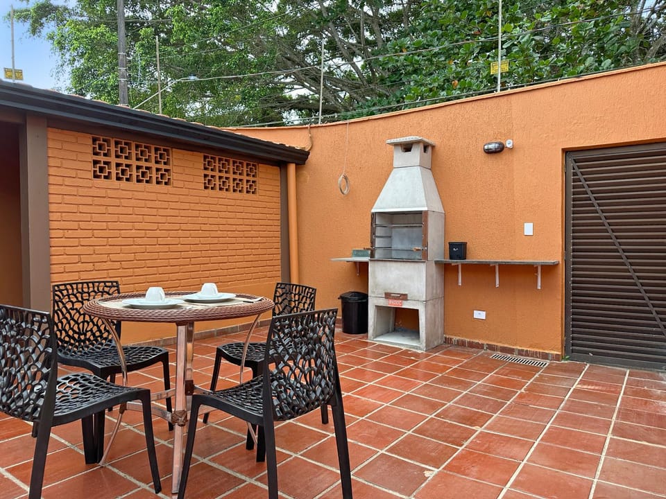 BBQ facilities, BBQ facilities, Dining area