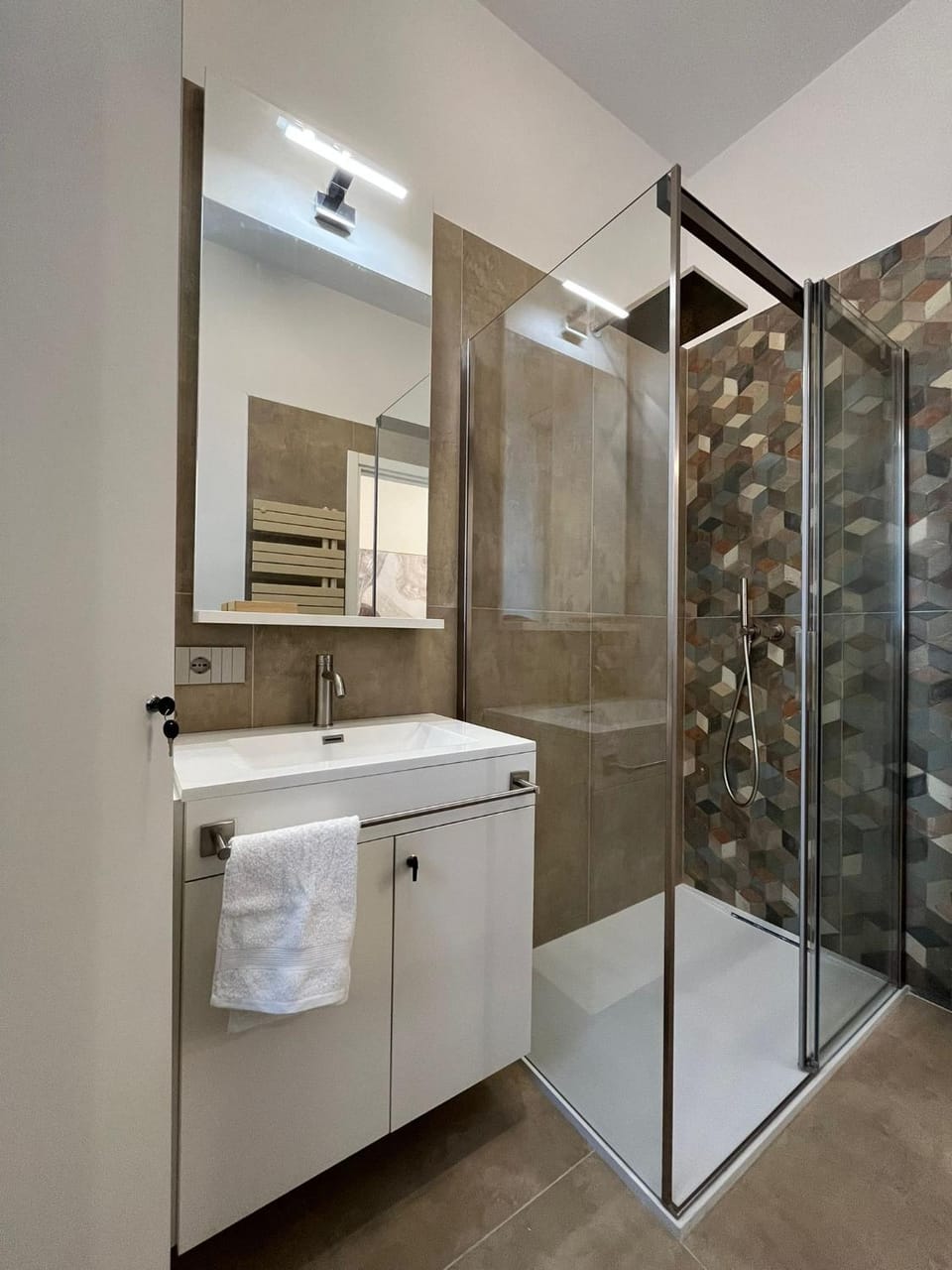 Shower, Bathroom
