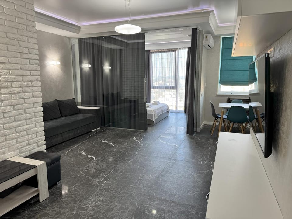 SkyHouse Premium Loft Apartment in Chișinău
