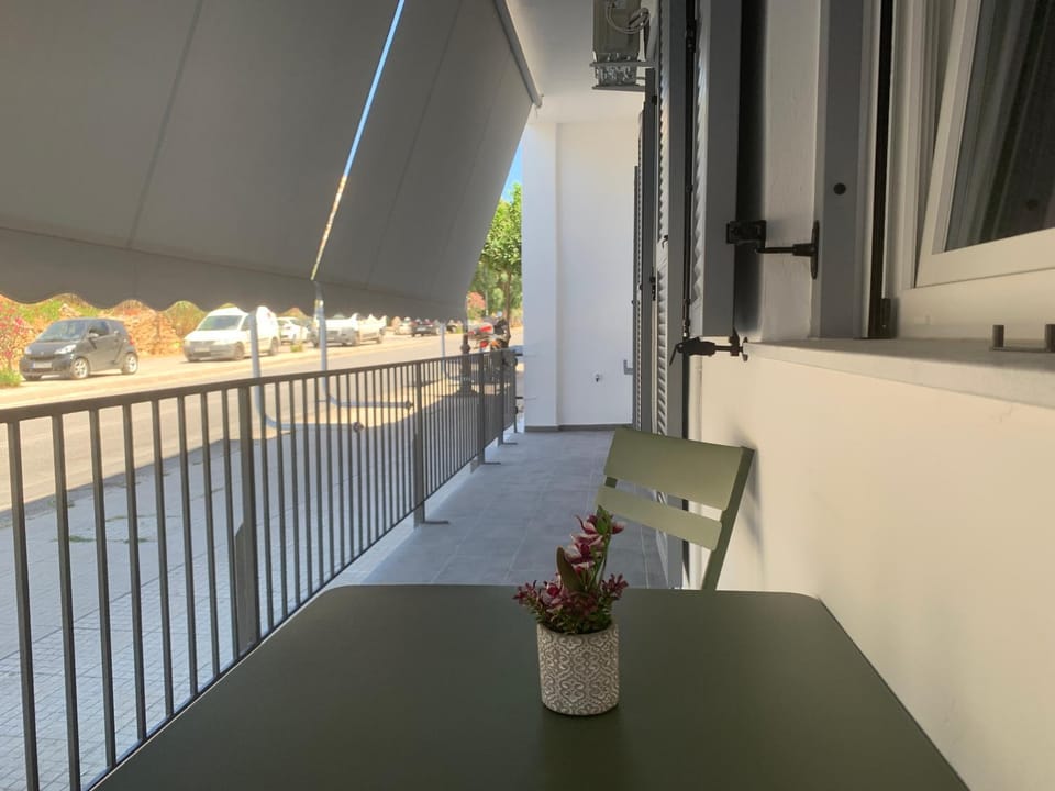 View (from property/room), Balcony/Terrace