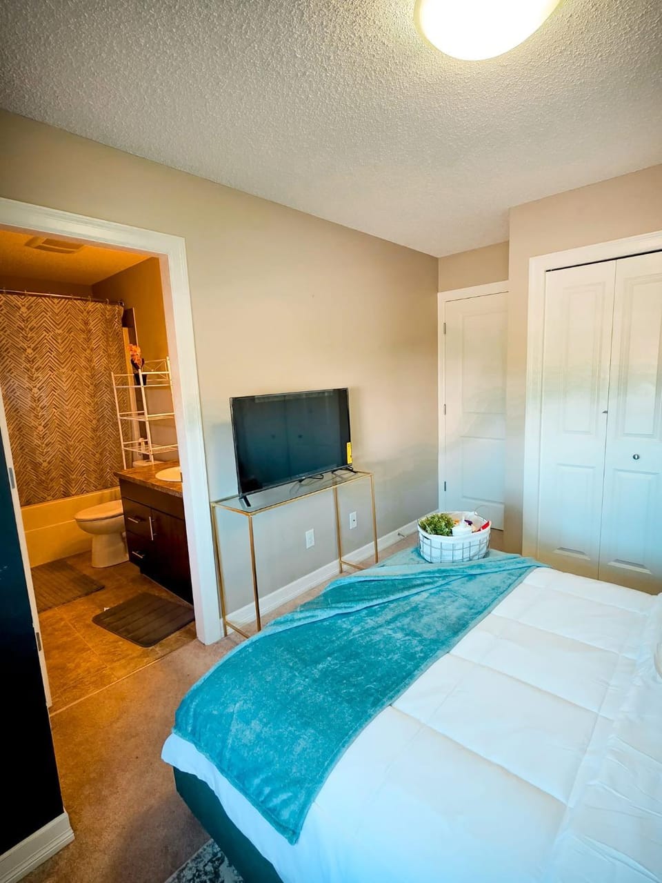 Stonecroft House Vacation rental in Calgary
