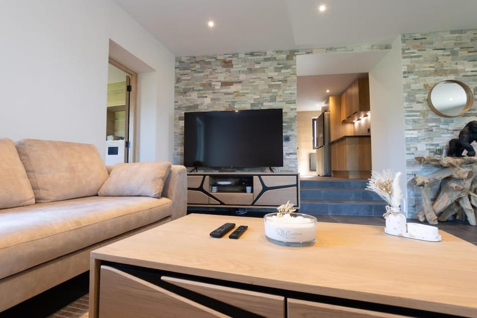 Cabana & Terrasse du Bourget - Jacuzzi Villa in Haute-Savoie