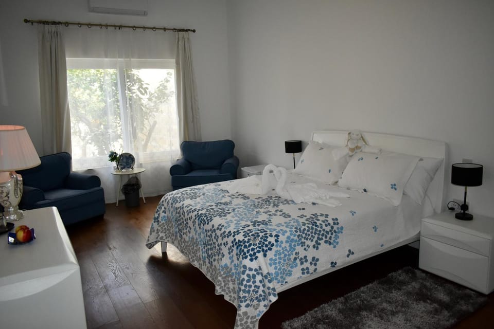 Secret Villa - Room Rose Vacation rental in Malta