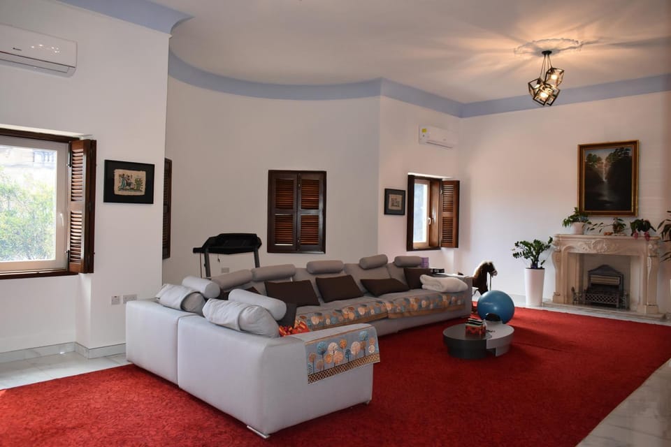Seating area