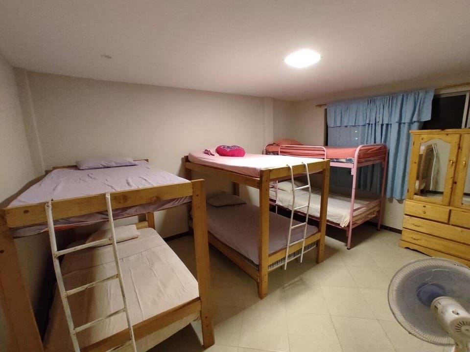 bunk bed