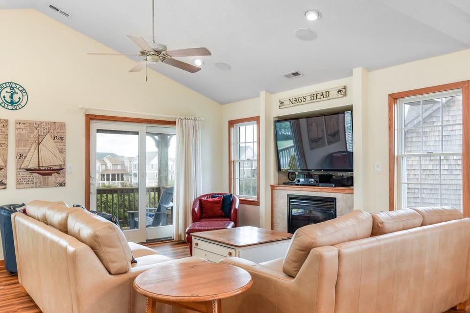 Curlews Call House in Nags Head