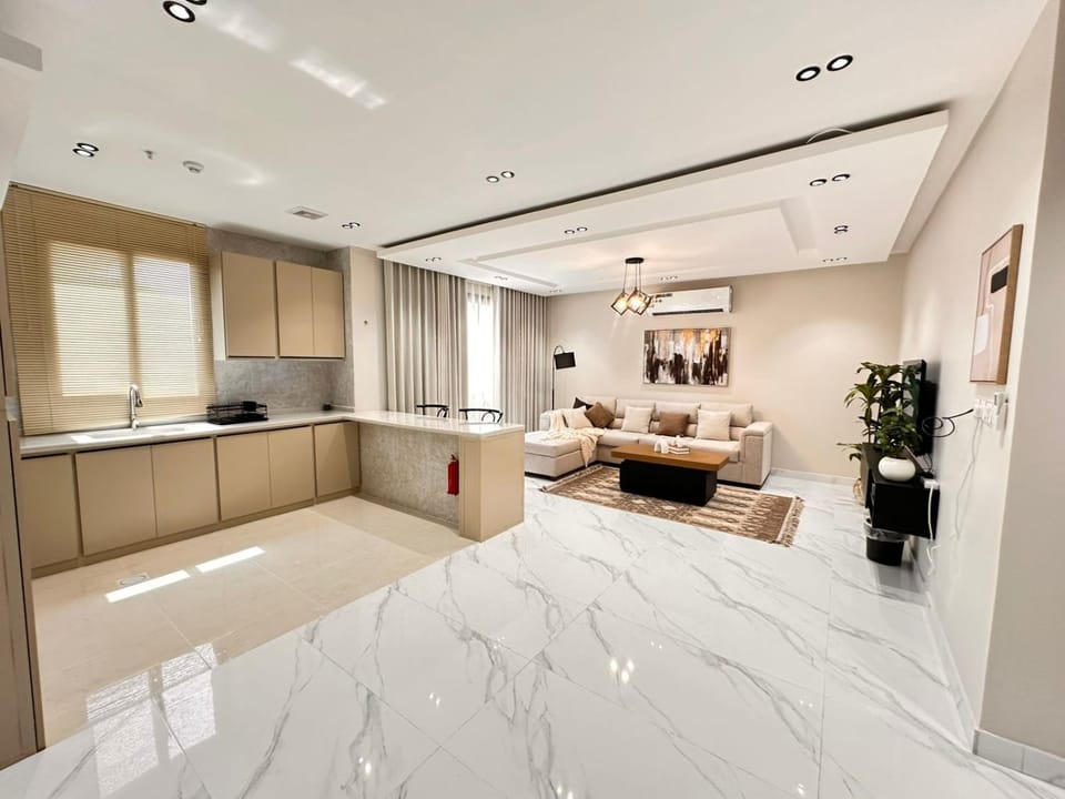 Kitchen or kitchenette, Seating area