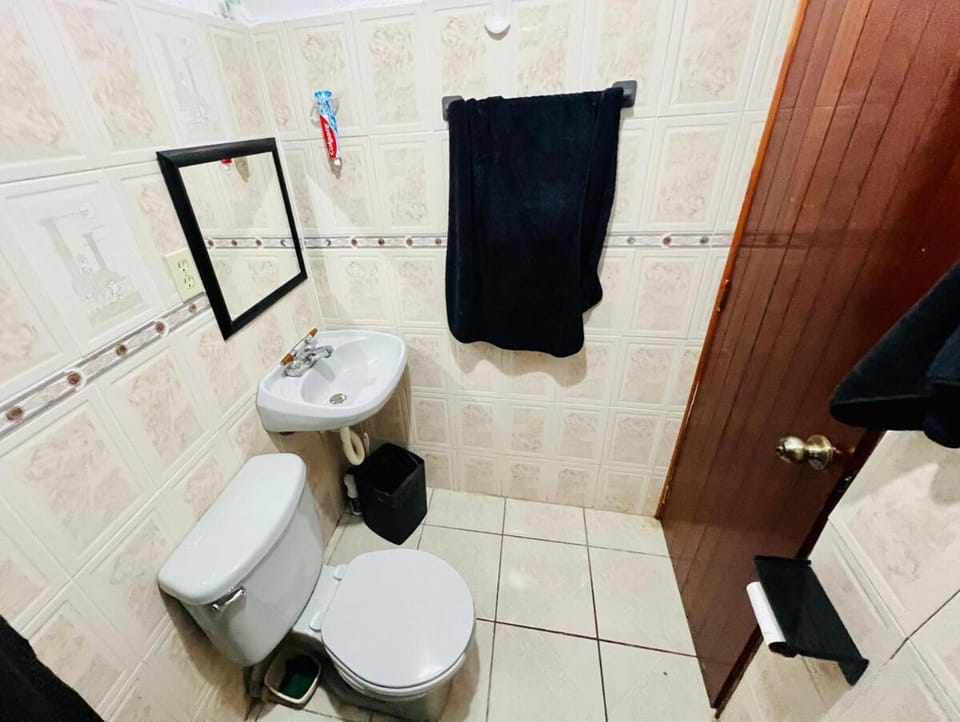Shower, Bathroom, towels