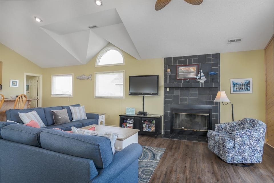 Dolphin Waves House in Nags Head