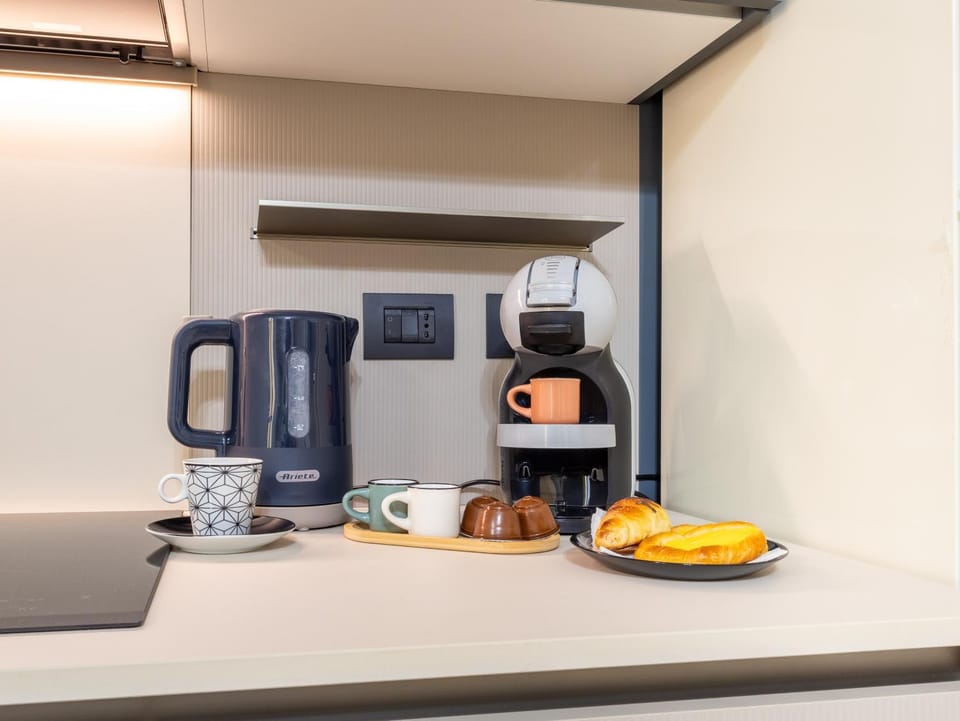 Coffee/tea facilities, Kitchen or kitchenette