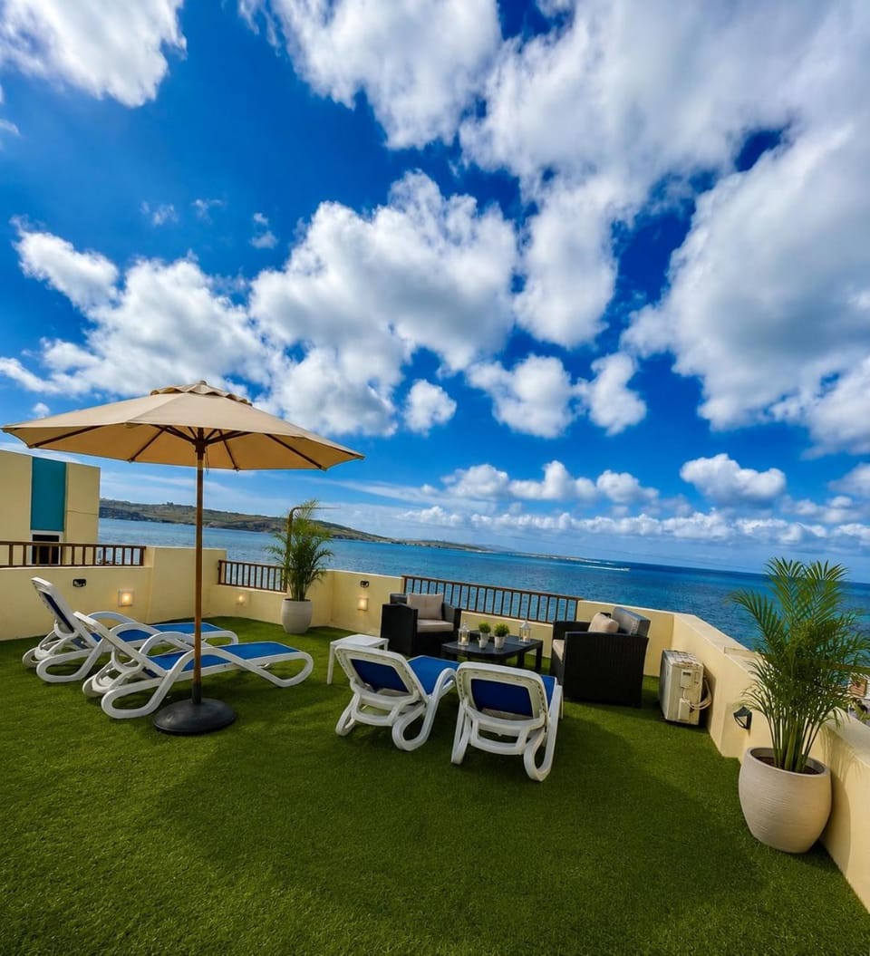 Patio, View (from property/room), Balcony/Terrace, Sea view, sunbed