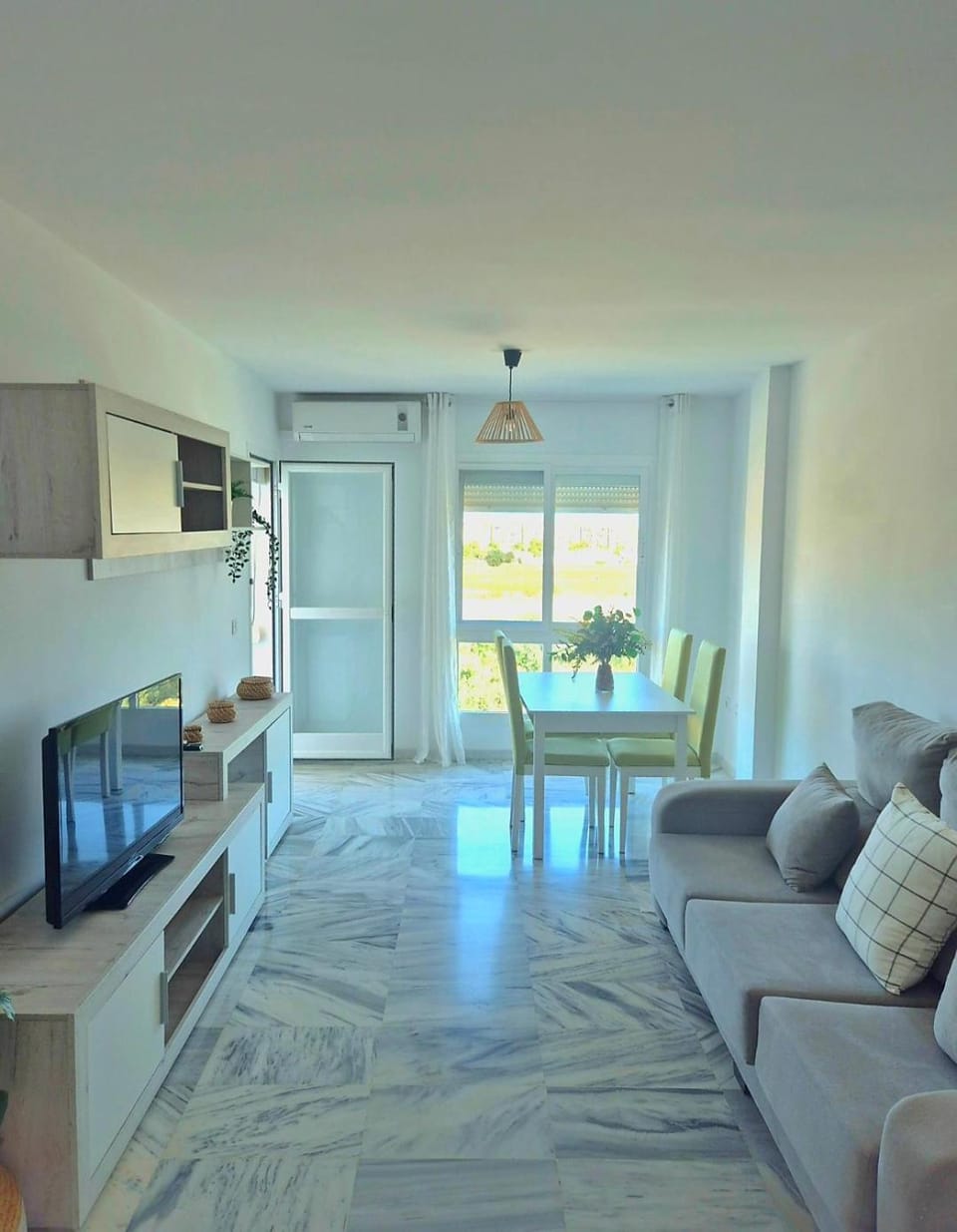 Las Viñaas Apartment in Axarquía