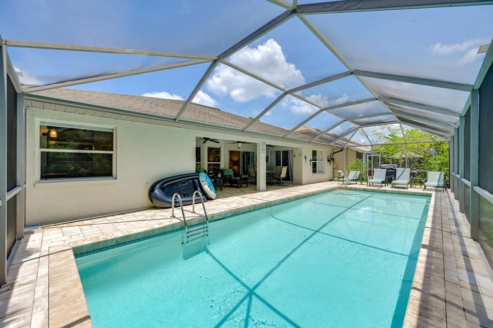 Naples Escape w/ Private Pool – 5 Mi to Beach House in Collier County