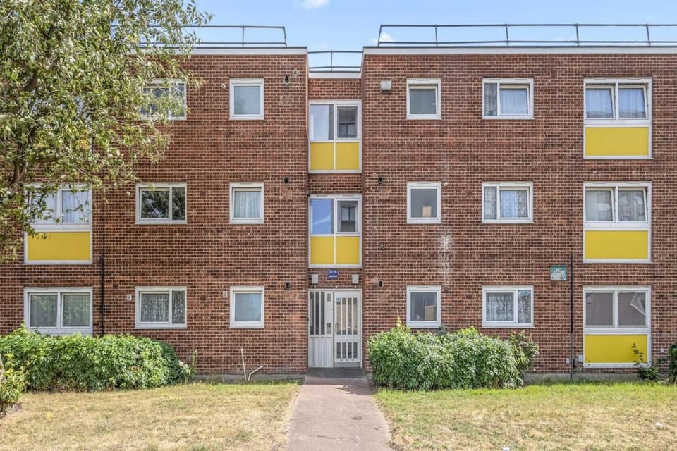 Bright & Modern London Apartment Apartment in Barking