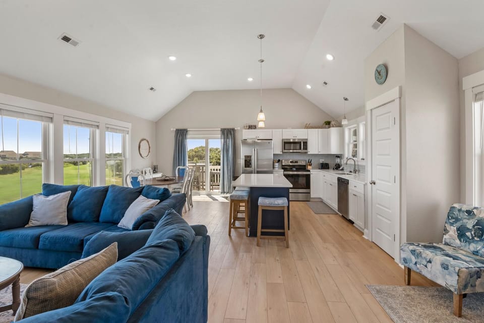 Fore Reel Life House in Corolla