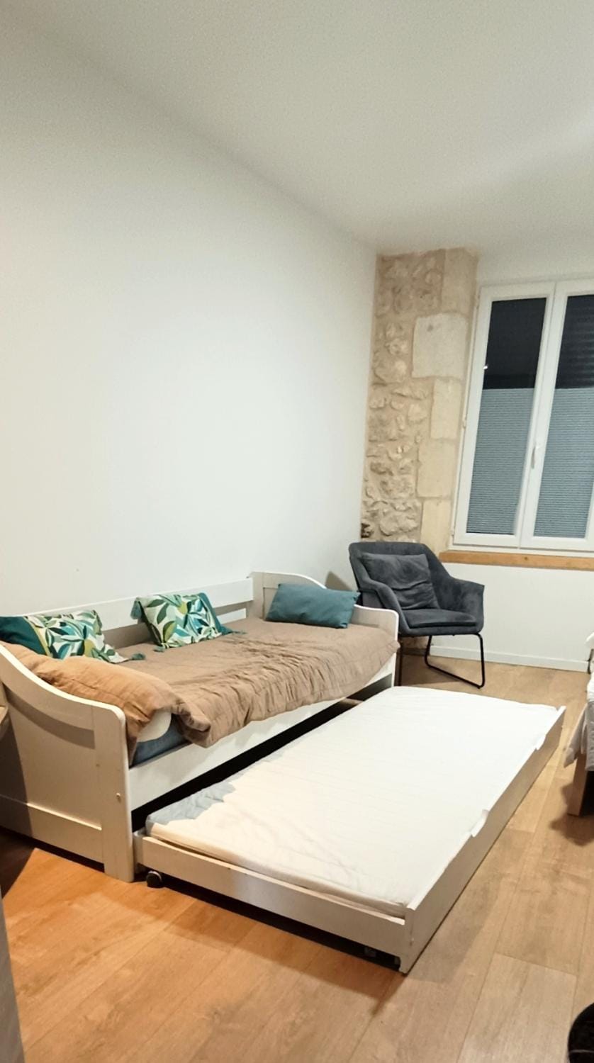 Bed, Bedroom