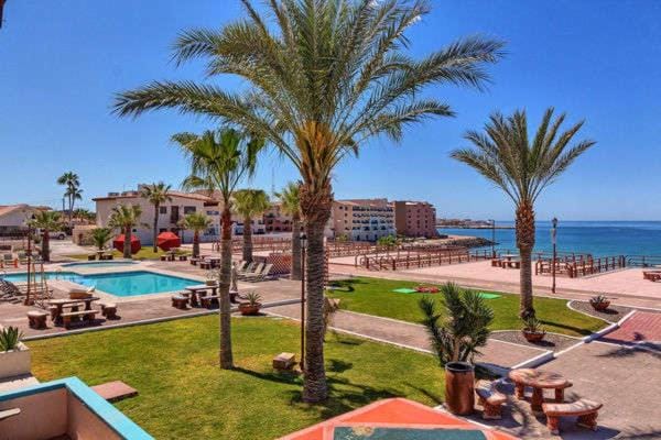 Las Gaviotas 2BR 2BA Ocean View 1st FL- 413 House in Rocky Point