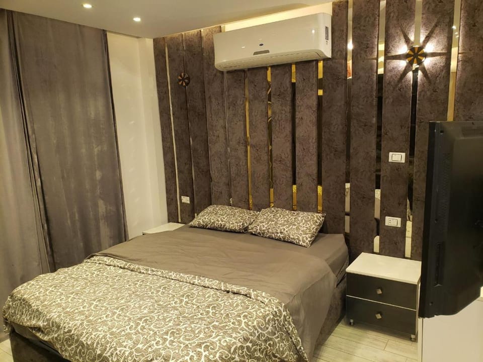 TV and multimedia, Bedroom, air conditioner