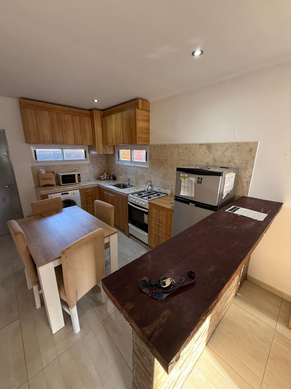 Kitchen or kitchenette, Dining area, dishwasher, minibar, pet friendly, stove