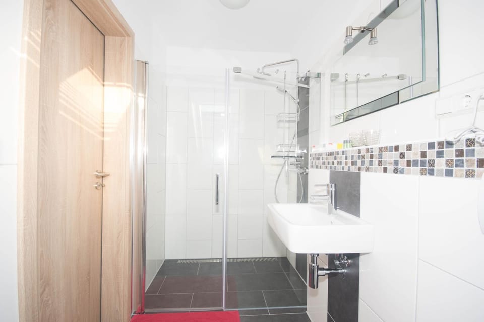 Bathroom, Bathroom
