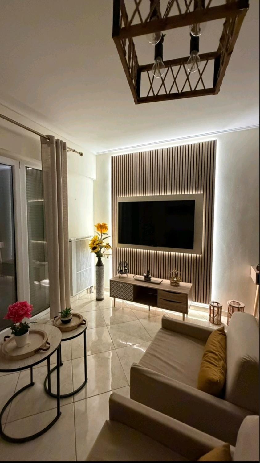 Sunflower Apartment in Euboea