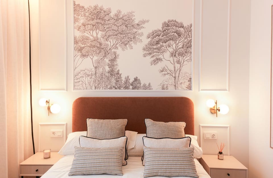 Bed, Bedroom