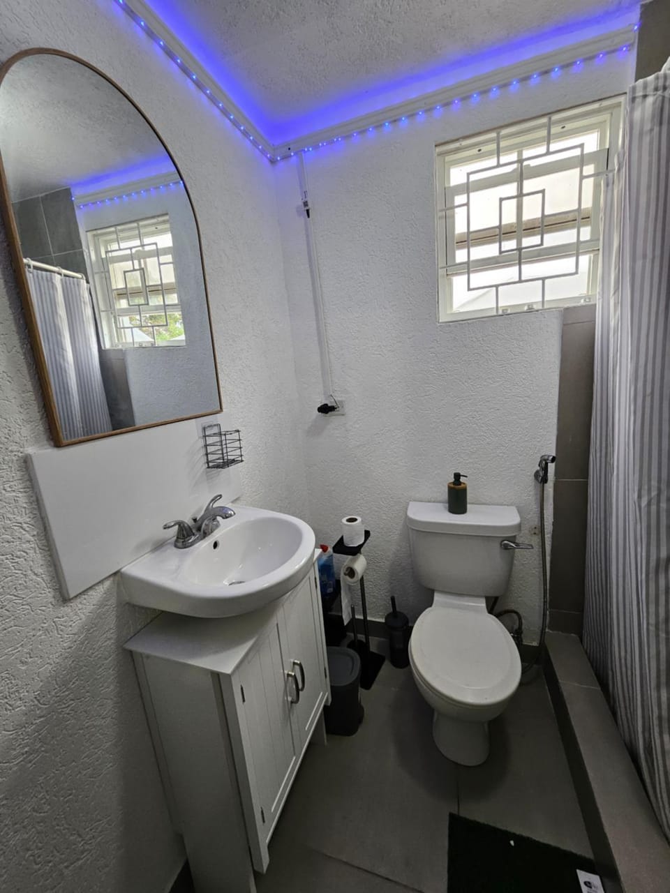 Sunrise Haven Holiday Apartments Barbados House in Christ Church