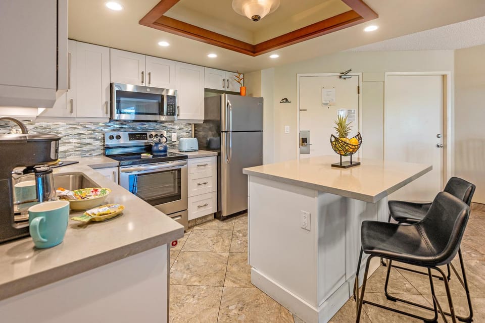 Kitchen or kitchenette, Dining area, minibar, oven, stove, toaster