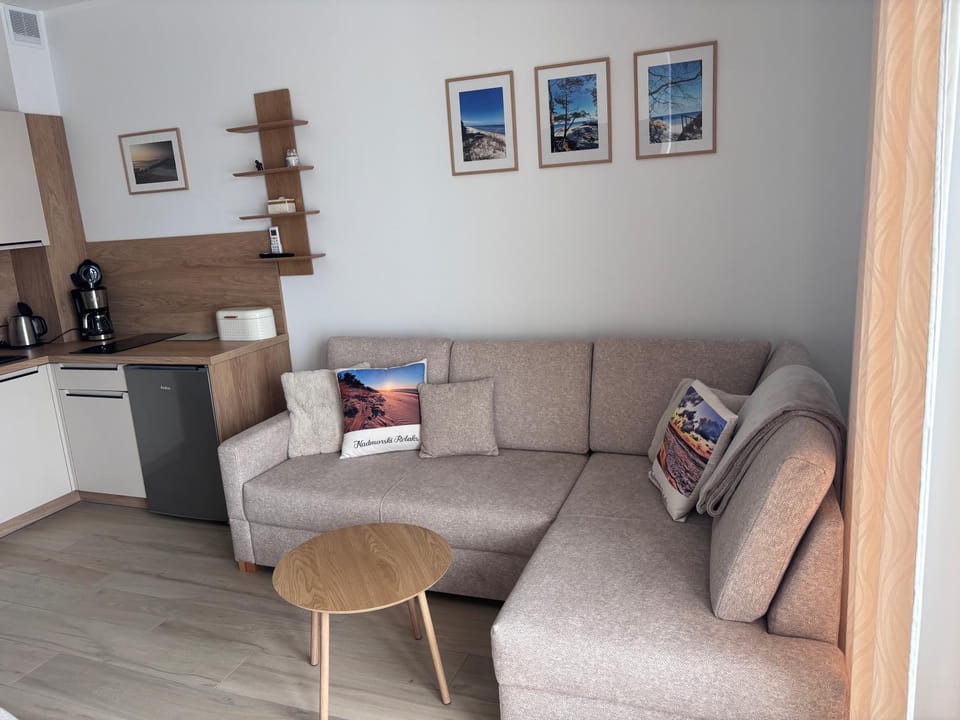 Nadmorski Relaks - komfortowy apartament blisko plaży w Sunset Resort Apartment in West Pomeranian Voivodeship, Poland
